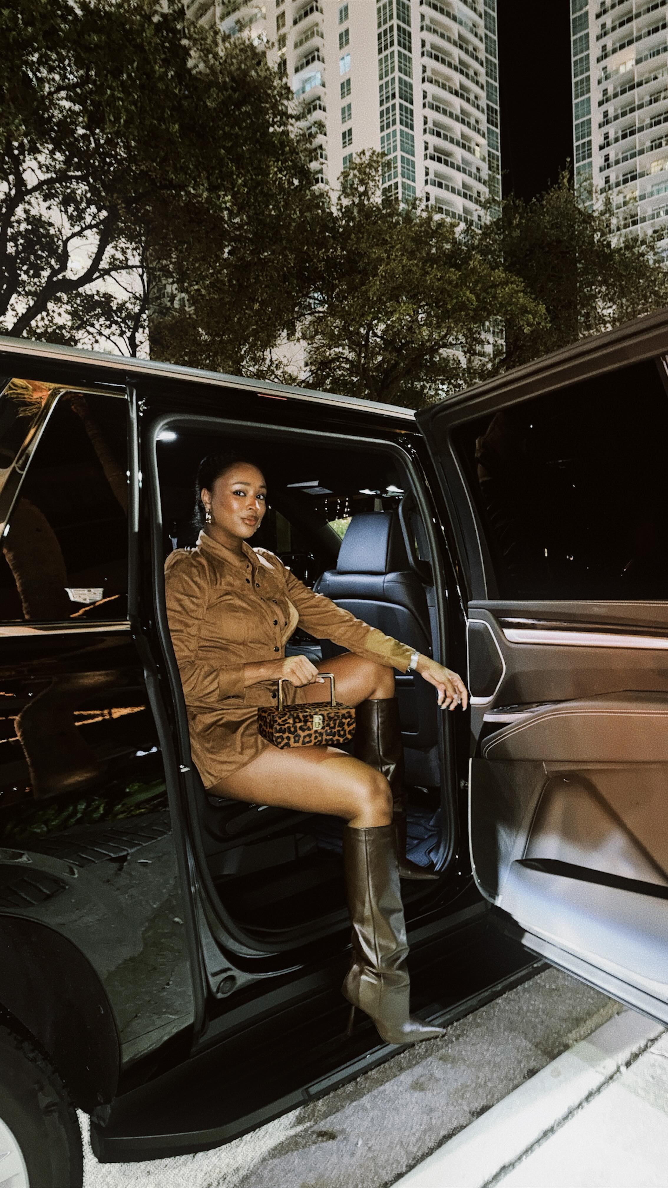 I deserve…smooth rides, professional chauffeurs, and zero stress from pickup to drop off… 🖤 Use code RMBL30 for $30 off your next @blacklane ride #Blacklane