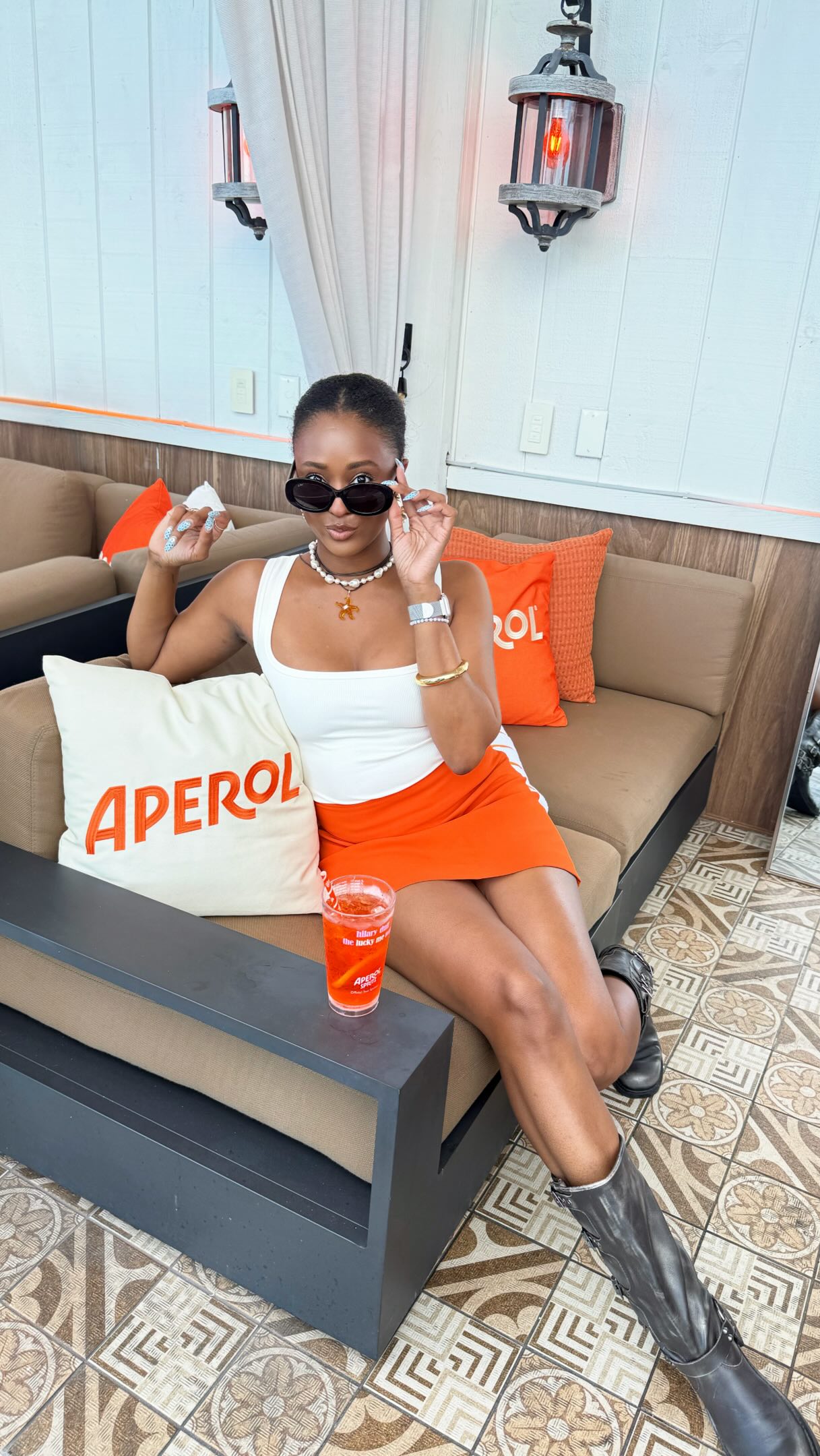 @aperolspritzofficial said come through to @hilaryduff’s Lucky Me Tour and I felt that! Got to reconnect with my girlie from high school and we started on a rooftop with Aperol Spritz in hand of course, before walking into the sold out show… yeah, literally lucky ME 🍊🧡🍹 

#DrinkResponsibly #Ad21+