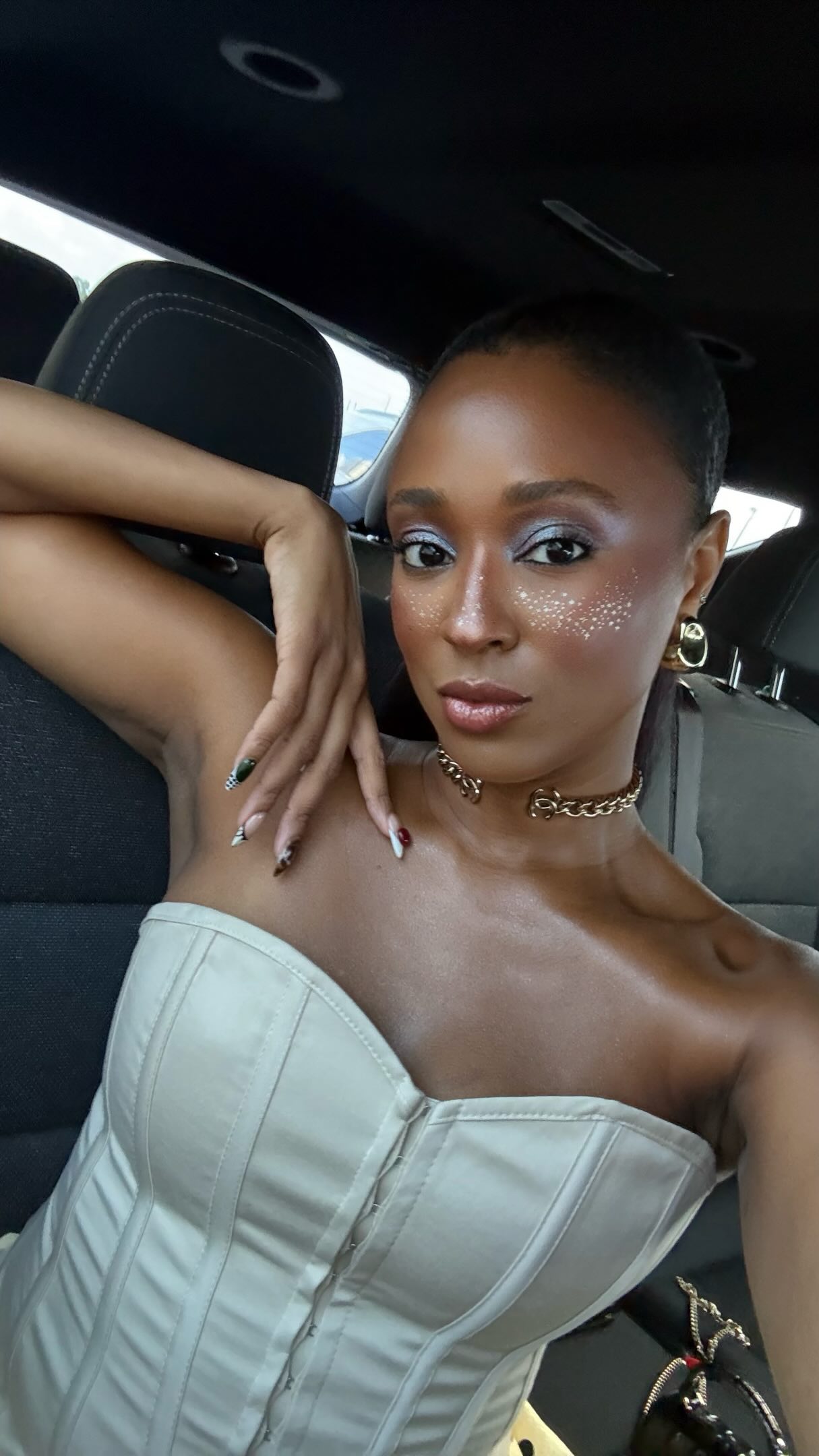 I’m ready for you @arianagrande 🤩 my forever fave ✨💖🪩

Thank you @r.e.m.beauty 🥺🫰🏾