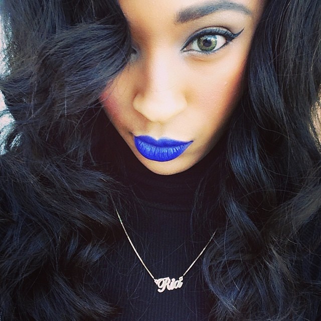 Miami-Fashion-Blogger-Blue-Lipstick